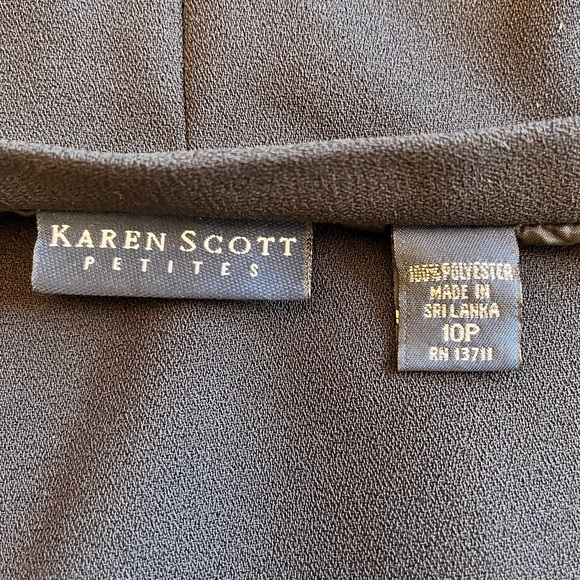 Navy blue skirt and Jacket by Karen Scott. - Picture 8 of 9